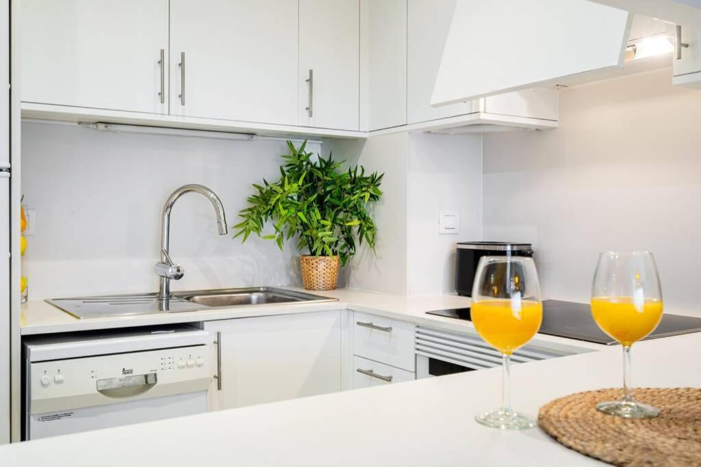 Apartament Monumumental Free Parking Barcelona