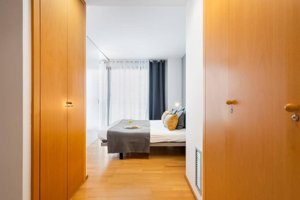 Apartament Monumumental Free Parking Barcelona