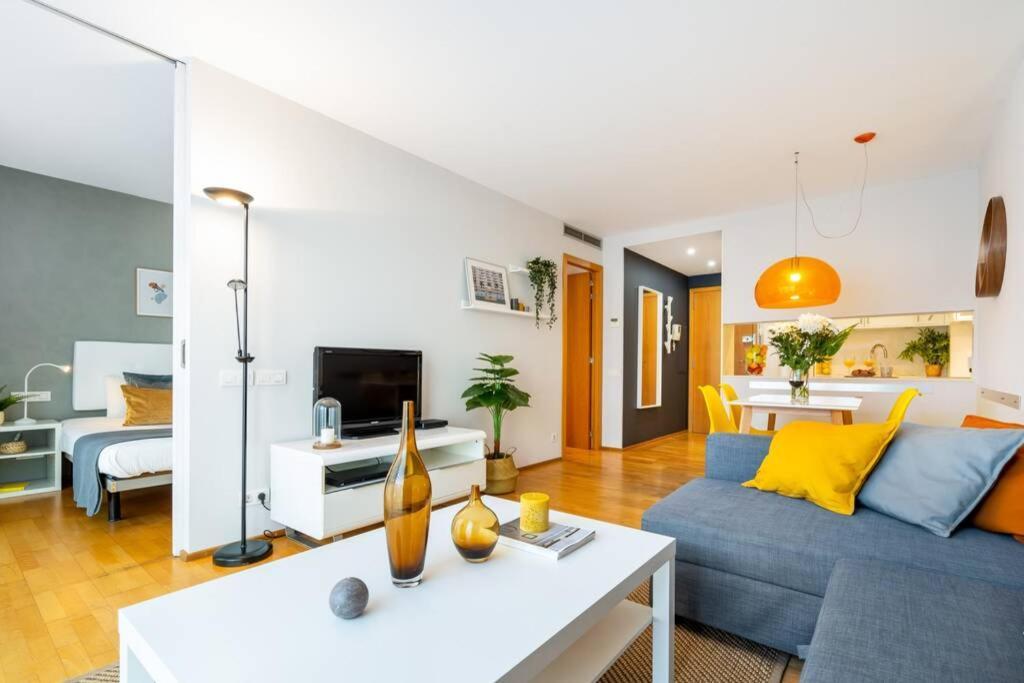 Monumumental Apartment *
